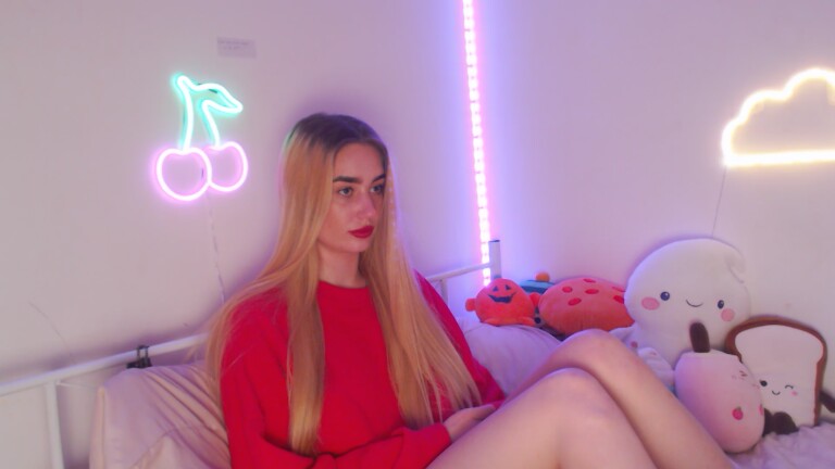 CheekyyLillyy's Streamate show and profile