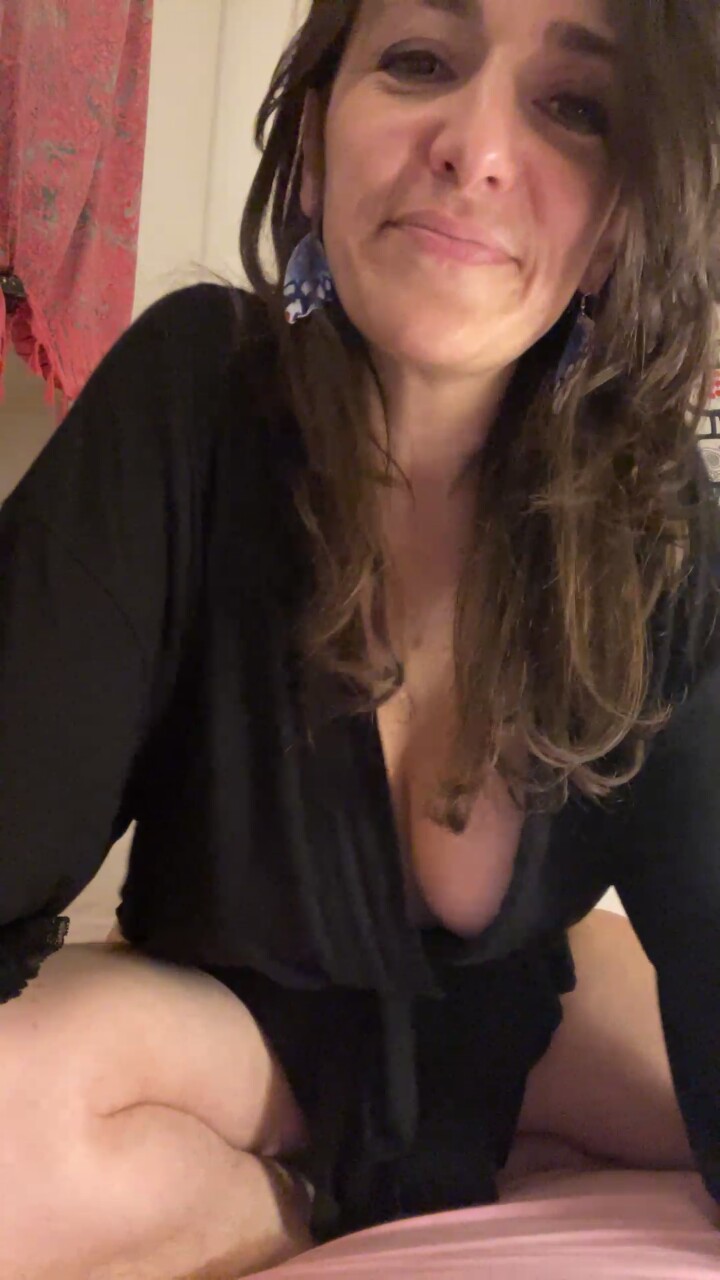LEONAAx