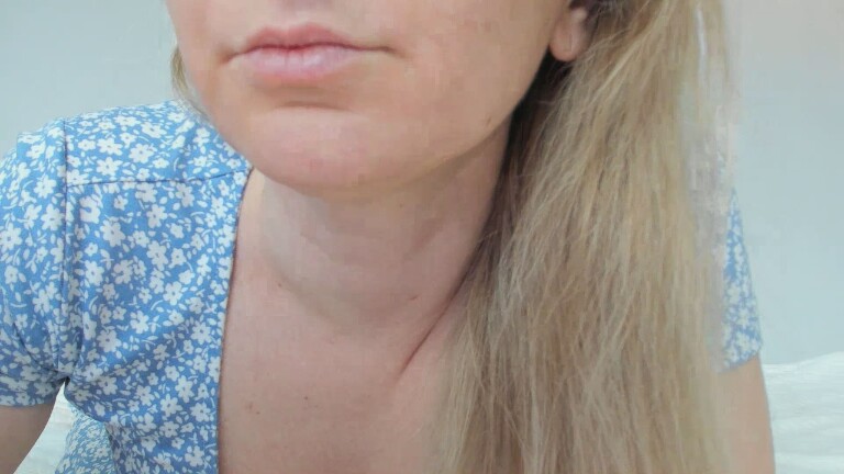 XxSweety_GirlxX's Streamate show and profile