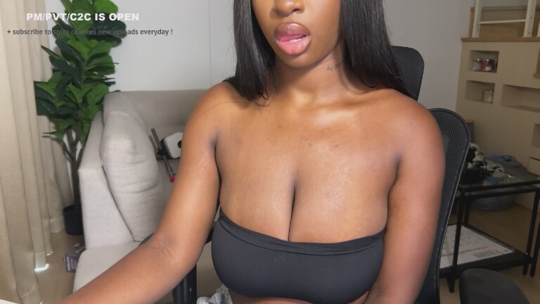 fantasyblkgirl's Streamate show and profile