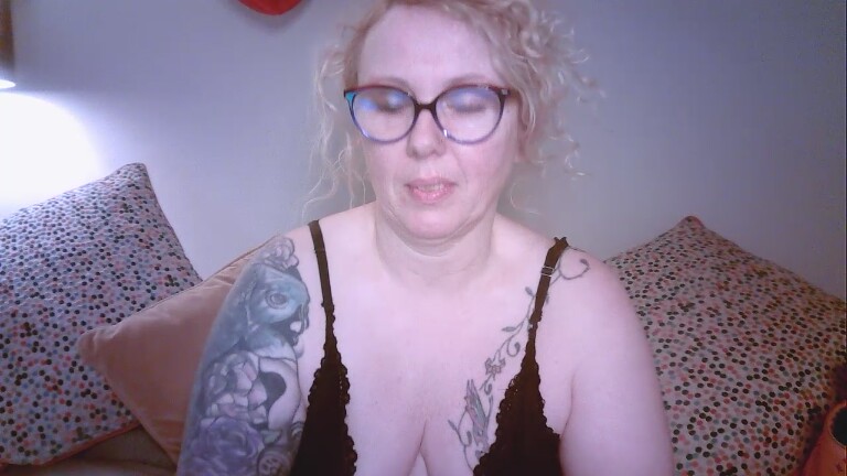 OrlaFox's Streamate show and profile