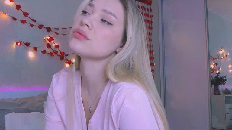 DianaLuna's Streamate show and profile