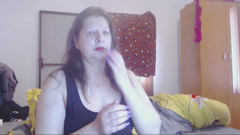 ExtasyMature's Streamate show and profile