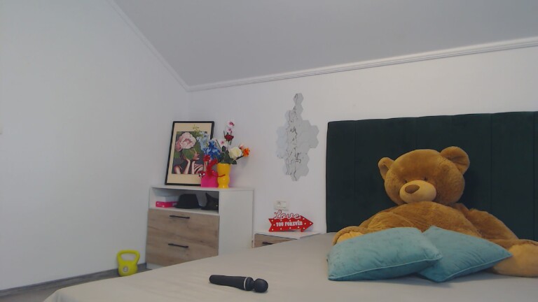 KASIDYIx's Streamate show and profile