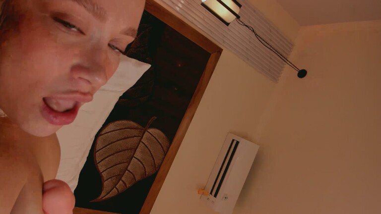 KimShinexxxx's Streamate show and profile