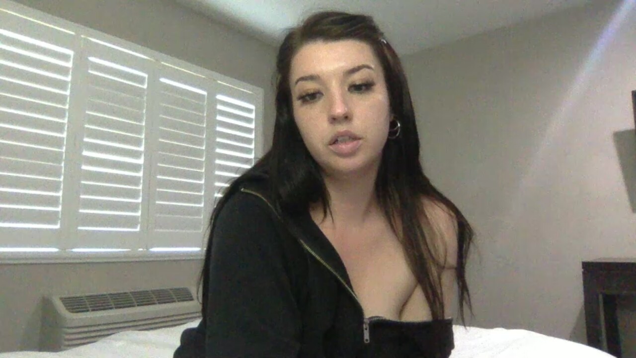 EllaBelleGirlNextDoor