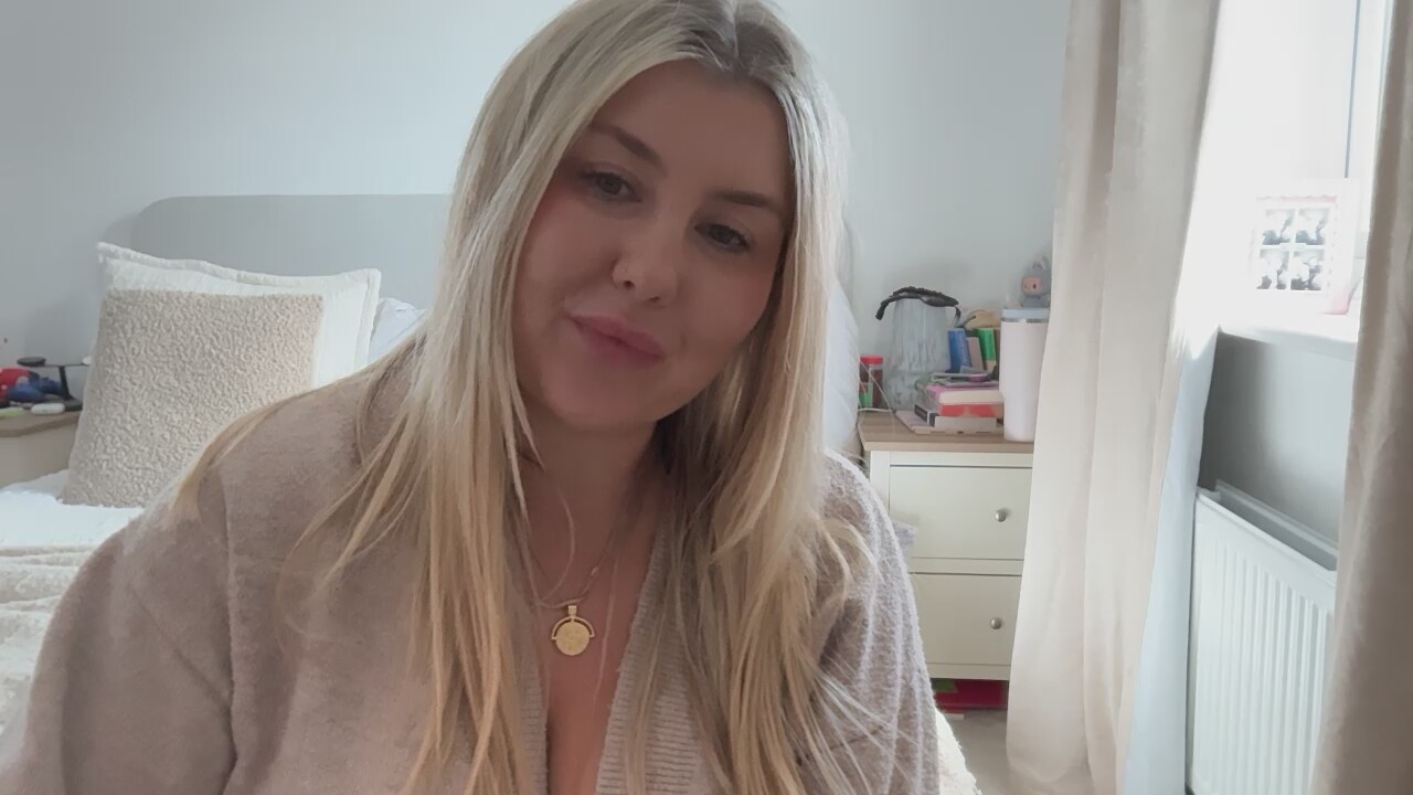 PeachyPolUK